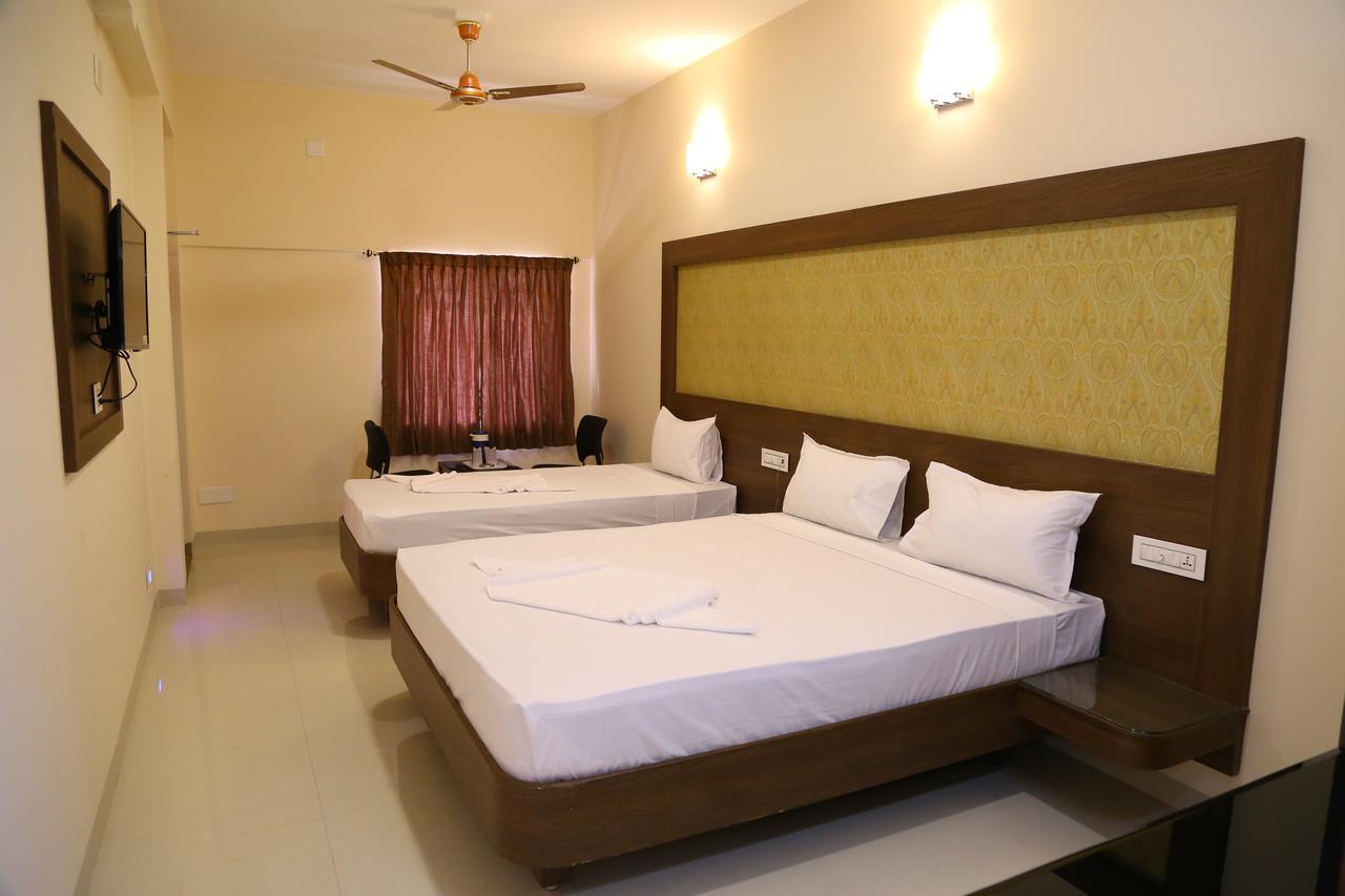 Hotel Gokulgrande Erode Exterior photo