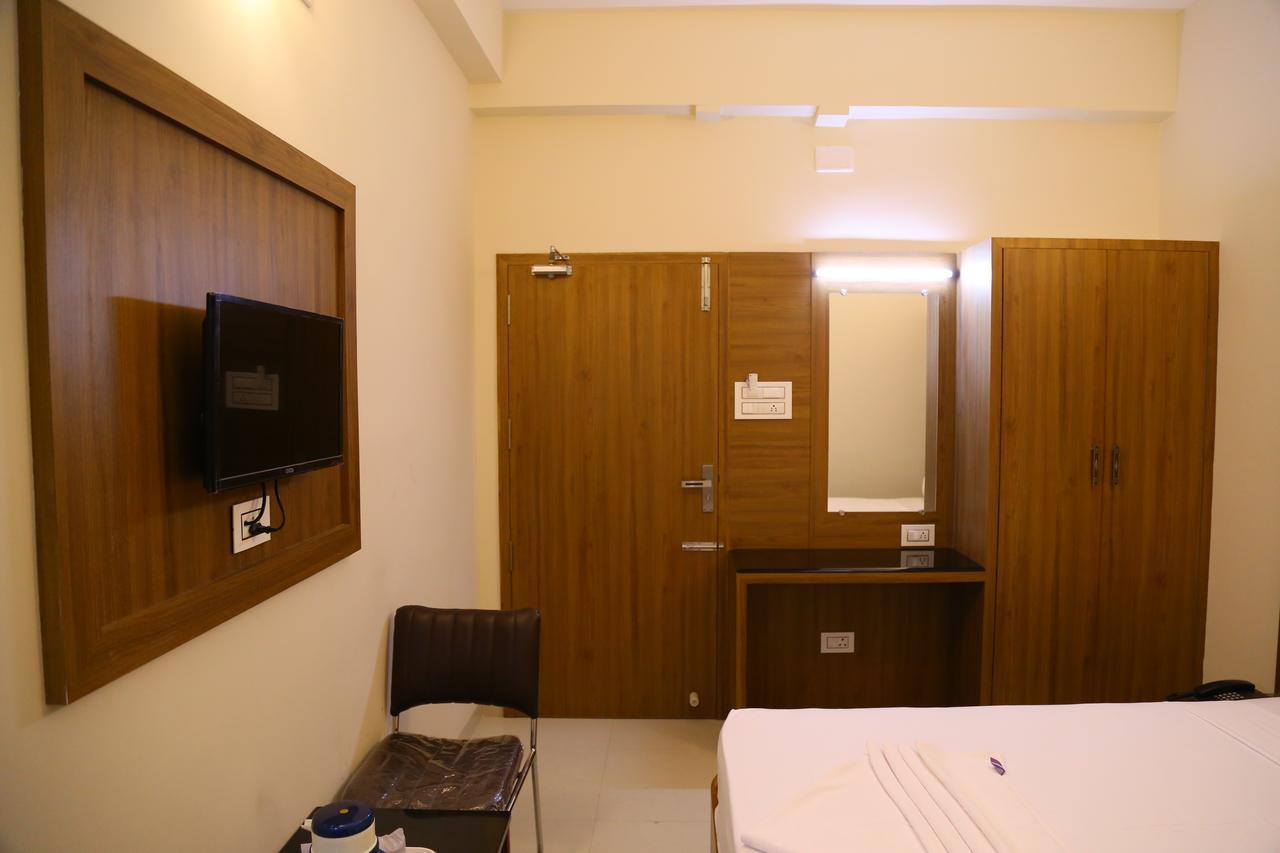 Hotel Gokulgrande Erode Exterior photo