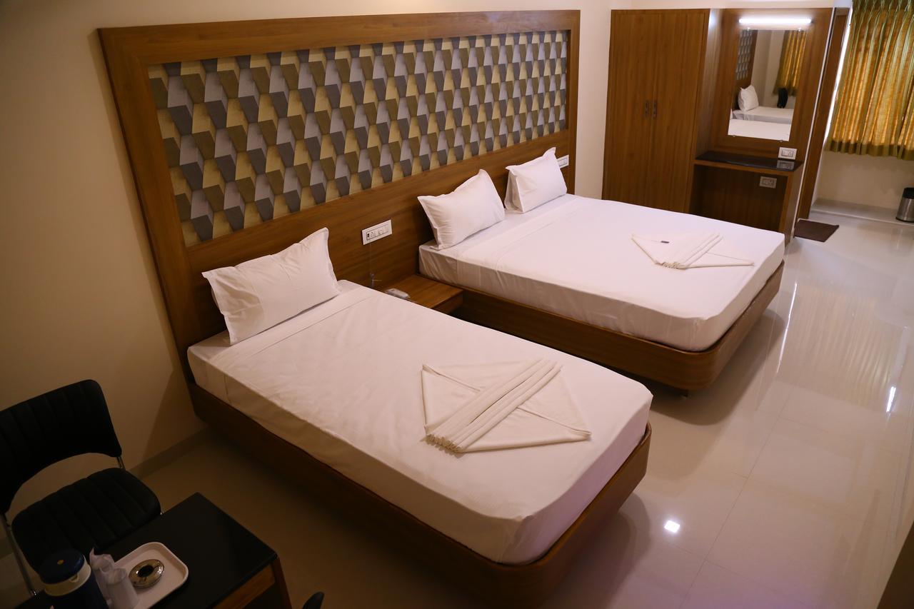 Hotel Gokulgrande Erode Exterior photo